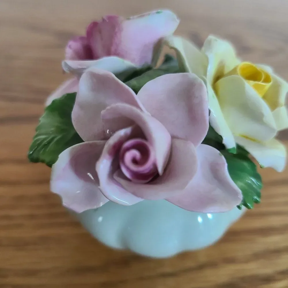 Vintage Radnor Bone China Mini Floral Bouquet Vase Capodimonte Porcelain